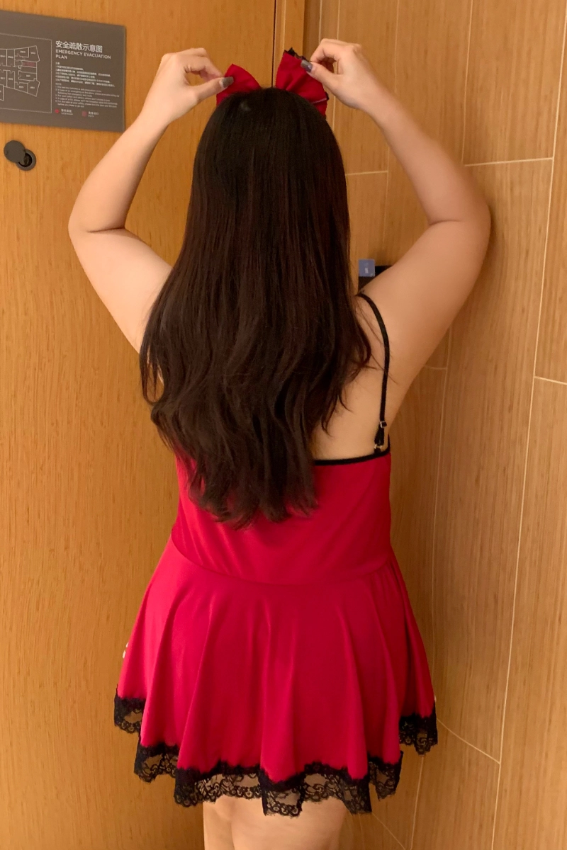 Alt Text:Rear design of custom lace chemise pajamas in red with lace trim