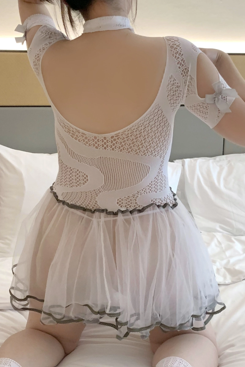 Alt: Backless design b2b cotton and lace pajamas in white with lace sleeves