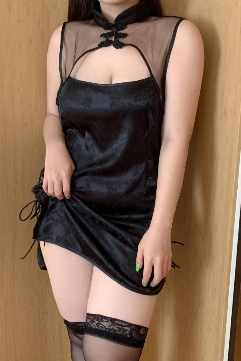 Alt: Close-up of b2b lace chemise Pajamas with high mandarin collar