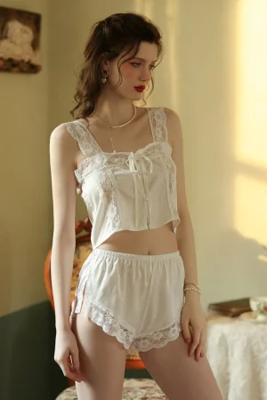 Alt：B2B juniors lace Pajamas white two-piece with bow tie