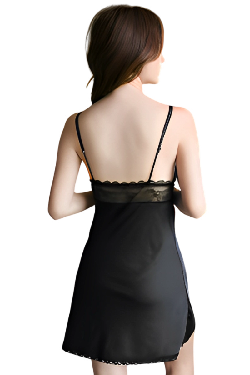 Alt：Back design of black wholesale cap sleeve lace Pajamas with lace panel