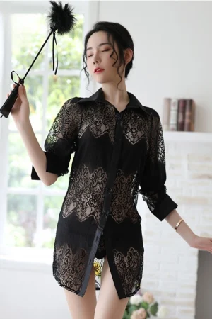 Alt：OEM pajama satin lace sleepwear in black with sheer floral lace
