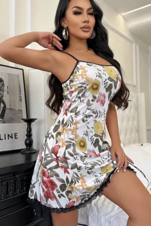 Alt Text：b2b lace halter pajamas featuring yellow, pink, and red flower print