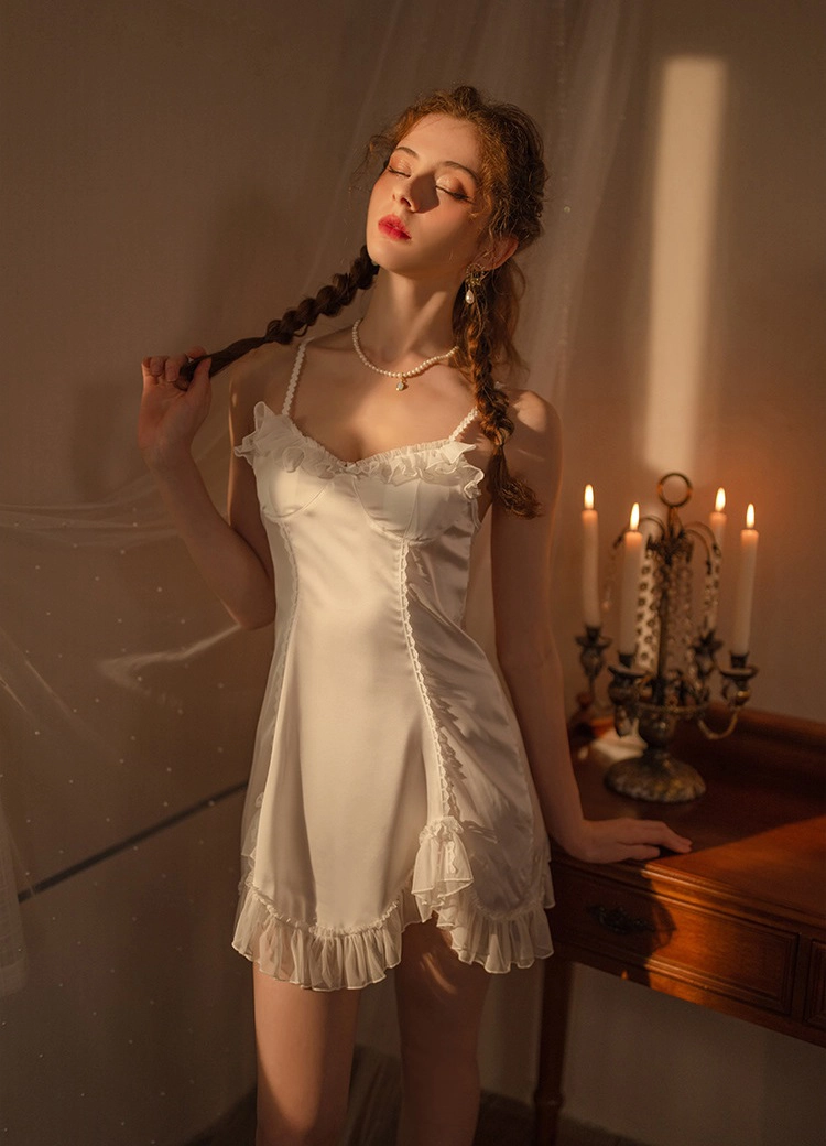 lace pajama blouse in ivory with pleated edges