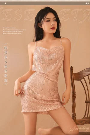 Alt Text：Rose gold bulk lace pajama pants with shiny sequins and elegant fit