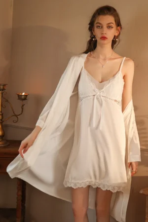 White b2b sexy silk nightgown with lace bust detail and lightweight robe, elegant nightwear design for lingerie collections